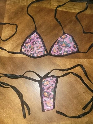 Nuevo sin etiquetas Sexy Escasa Hecho a Mano Rosa Leopardo Tri-Top Lado Tanga Parte Inferior Bikini OSFM Foto 1 de 4
