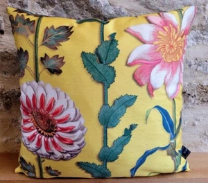 Christian Lacroix Designers Guild Selam Iris Floral & Gr Velvet Cushion Cover C - Picture 1 of 12