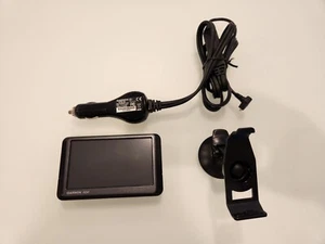 Garmin Nuvi 265W Bundle Bluetooth Suction Cup Mount USB Cable & Power Port Cable - Picture 1 of 6