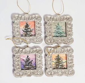 Adorno de árbol de Navidad acuarela enmarcado - Invierno plateado pintado a mano 4 opciones - Imagen 1 de 5