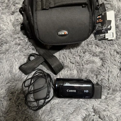 Canon VIXIA HF R62 Full HD 1080p 60fps MP4 Flash Camcorder Black 32x Tested - Image 1 of 2