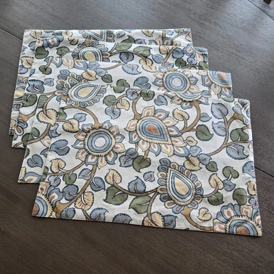 Pottery Barn Placemats 4 Multi-Colored Tan, Blue, Olive Green, and Butter Yellow - Image 1 of 4
