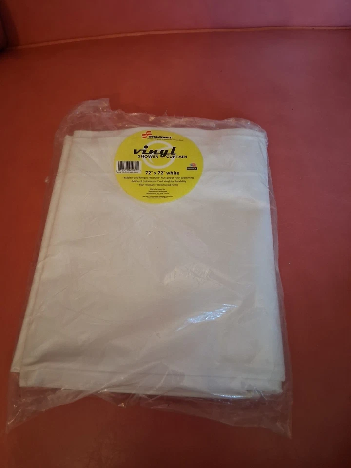 "Cortina de ducha de vinilo Skilcraft 72"" x 72"" blanca nueva en paquete de plástico" Foto 1 de 1
