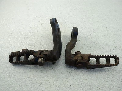 Suzuki DR100 DR 100 #6148 Front Foot Pegs & Mounts - Изображение 1 из 2