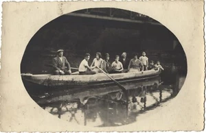 ASFELD 08 Carte Photo La Famille sur l'eau datée du 22 sept. 1933 à 6 h. du soir - Imagen 1 de 2