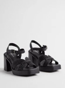 Torrid Crisscross Platform Heel Sandal Size 6.5 WW - Picture 1 of 7