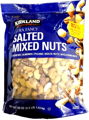 Kirkland Signature nueces mixtas saladas extra elegantes 40 OZ (2,5 lb) EXP 03/2026 Foto 1 de 2
