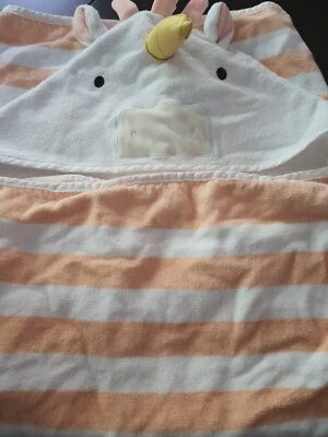 Bebé Niña Melocotón Blanco 25"x50" Unicornio Toalla con Capucha Pillowfort Manta adorable Foto 1 de 4