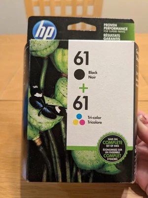 Genuine HP 61 Black & Tri-color Ink Cartridges 2-Pack Dated July 2021 - Image 1 of 4