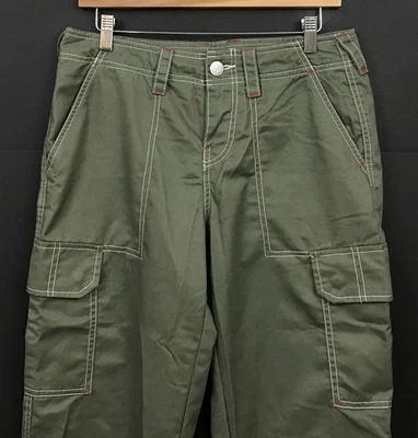 True Religion Women's Single Needle Military Cargo Pants Green Size 28 - Image 1 of 4