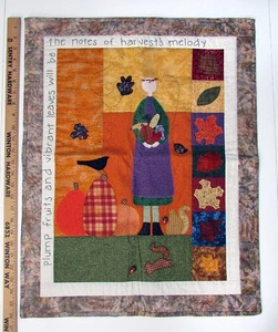 Patchwork Applique Quilt Wall Hanging 21"x 26" Fall Harvest Primitive Handmade - Picture 1 of 5