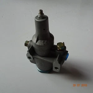 Air filter regulator valve A-4740 A4740 A-C03002 Eaton Fuller Air Filter - Picture 1 of 7