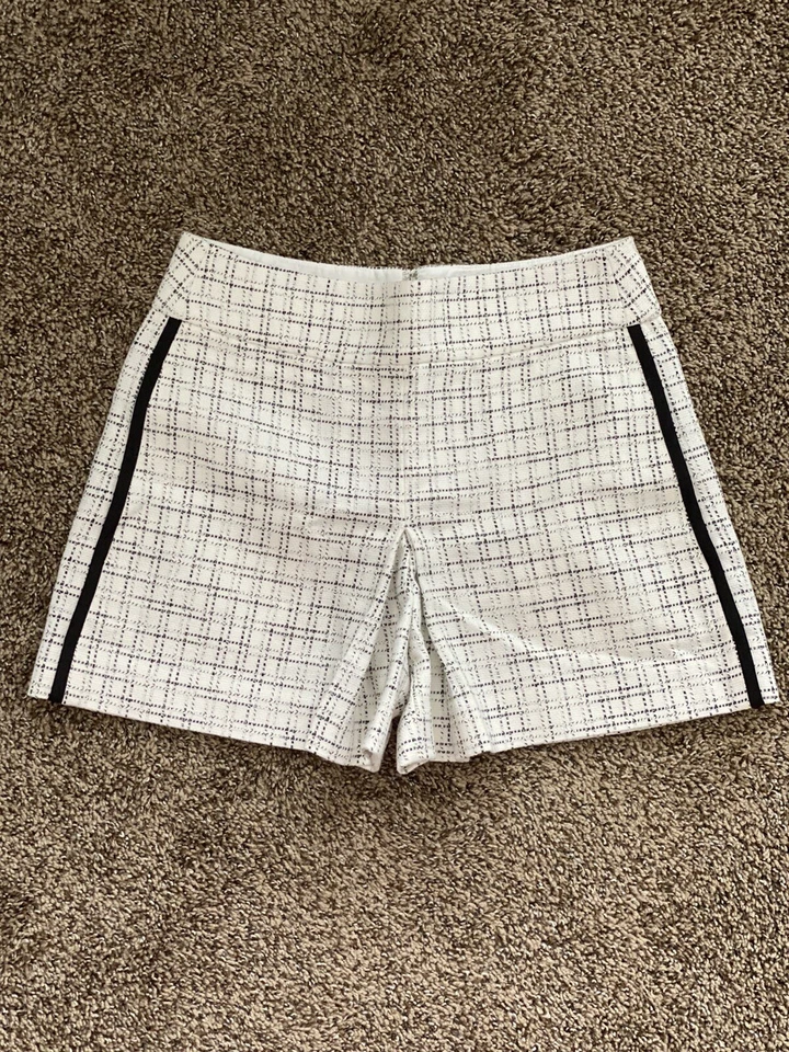 Club Monaco Shorts (Size 2) - Image 1 of 1