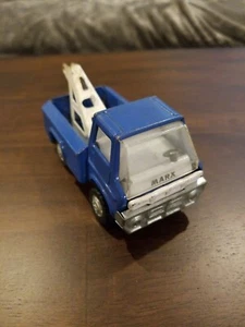 VINTAGE Louis MARX MINI TOW TRUCK Wrecker 4" long - Picture 1 of 7