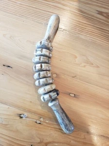 Vintage Curved Wooden Massage Roller for Waist, Thigh, Arms, Shoulders, Etc - Picture 1 of 3