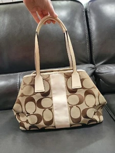 Coach D1069-f13533 Brown Tan Cream Satchel Purse Handbag - Picture 1 of 23