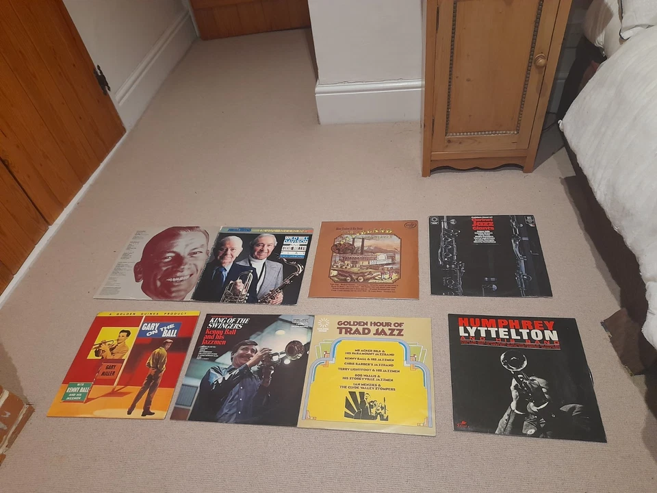 Collection of 7 Jazz vinyl LPs Records Kenny Ball Humphrey Lyttelton Hoagy Trad - Image 1 of 1
