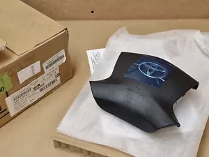 Bocina central del volante Toyota Avensis Mk2 T25 0400101105 genuina NUEVA OEM - Imagen 1 de 14