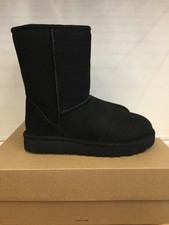NEW UGG CLASSIC SHORT II SHEEPSKIN BLACK BOOTS FOR WOMEN