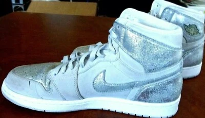 Nike AIR JORDAN 1 Retro Hi Plateado Talla 11 396009-001 Aniversario Foto 1 de 4