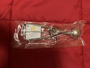 New - Wilton Cookie Scoop - Picture 1 of 2