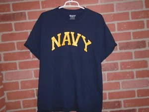 US NAVAL ACADEMY TSHIRT ERWACHSENE LARGE IN GUTEM ZUSTAND - Bild 1 von 2