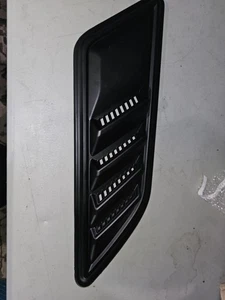 Extractor de calor Roush Lh 2025 Ford F150 Pt00048784 lado izquierdo - Imagen 1 de 8
