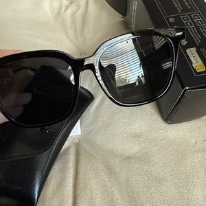 HasFox Sunglasses brand new with case cleaning cloth still in original box 4300 - Picture 1 of 12