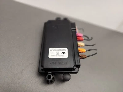 2020 Dodge Ram 3500 Camera Assist Control Module Computer OEM 04672644AJ - Image 1 of 4