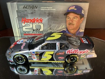 Terry Labonte #5 Kellogg's HMS 20th Anniversary 2004 Chevrolet Monte Carlo 1:24 - Image 1 of 4