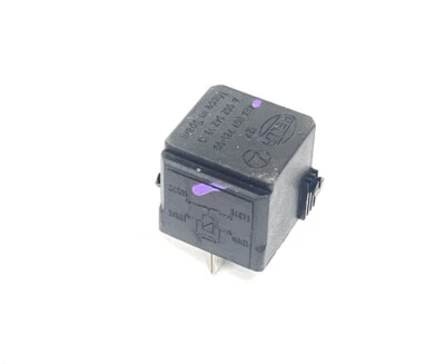 Relé de fusibles W211 MERCEDES BENZ 2006 E500 0025421319 Foto 1 de 4