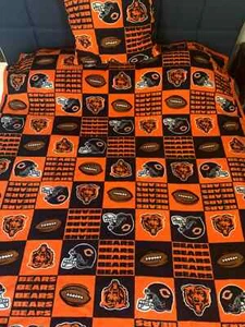 Chicago Bears 20"x20" Pillow and 59"x81" Two-Sided Quilt: Fleece/Denim - Picture 1 of 5