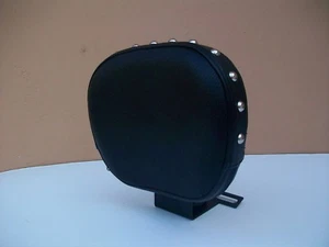 "NEW" YAMAHA V-star 1100 Classic Driver Backrest w/ Black Studded Pad - Picture 1 of 3