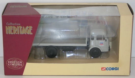 CORGI 1/50 SCALE COLLECTION HERITAGE 72901 SIMCA CARGO SIMCA PIECES DETACHEES - Image 1 of 1