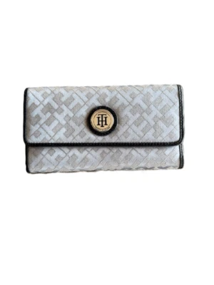 NEW Tommy Hilfiger Tri-fold Continental TH Clutch Checkbook & Wallet-Grey - Image 1 of 3