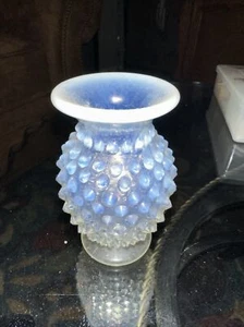 Vintage Hobnail White Opalescent Glass Flower Bud Vase Smooth Flat Rim 4" - Picture 1 of 3