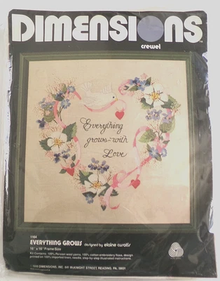 Kit Crewel Corazón Floral Vintage Dimensiones "TODO CRECE con Amor", 16"x16" Foto 1 de 4