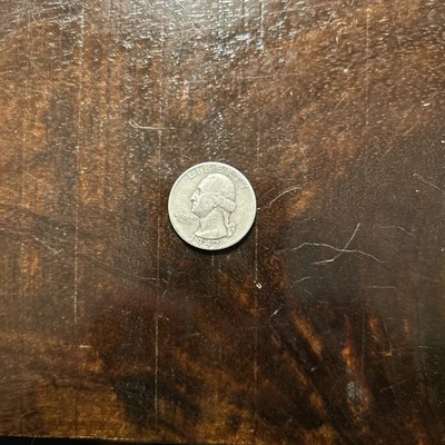 Silver 1942 WASHINGTON QUARTER - Image 1 of 2