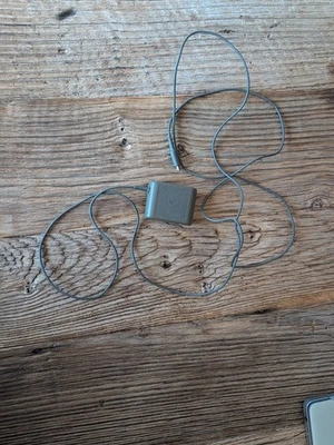 Cable Cargador Adaptador de Corriente CA Original Nintendo DS Lite USG 002 Gris  Foto 1 de 4