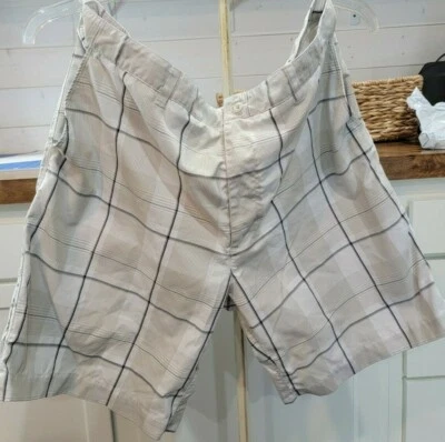Pantalones cortos de golf Champion Tour talla 40 caqui a cuadros Foto 1 de 4