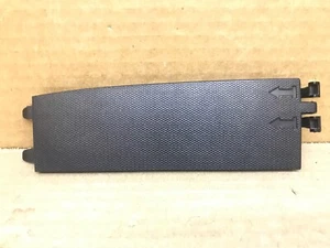 2010-2017 Equinox Terreno conductor trasero izquierdo cubierta negra 20983991 - Imagen 1 de 5