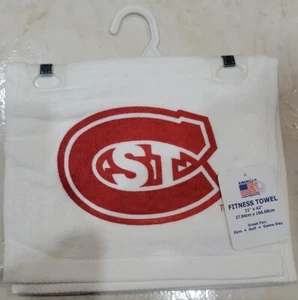 ST.CLOUD STATE MCARTHUR TOWEL, 11"X42" , WHITE, RED. FOR GYM. GOLF. GAME DAY. - Picture 1 of 2