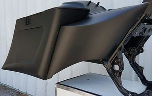 STRETCHED SIDE PANELS FOR ALL HARLEY DAVIDSON TOURING MODELS 2009-2013 - Picture 1 of 3