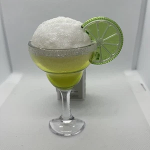 Bath & Body Works Margarita Light Up Scent Control Wallflower Plug New - Picture 1 of 5