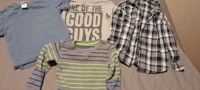 Lote de 4 camisas masculinas bonitas tamanho 3T bom estado usado - Imagem 1 de 4