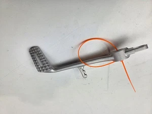 Pedal de freno trasero OEM Triumph Street Triple 675 R Daytona 07-12 T2026201 - Imagen 1 de 2