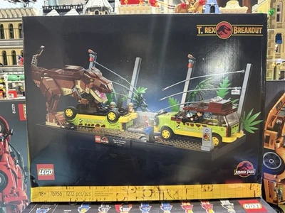 LEGO Jurassic Park T-Rex Breakout 76956 RETIRED FREE SHIPPING  Some Dents on Box - Image 1 of 4