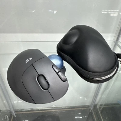 Mouse wireless Logitech M570 Trackball ergonomico T-R0001 con dongle USB - Immagine 1 di 4