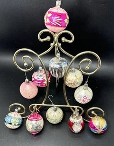 ¡11 ADORNOS DE NAVIDAD VINTAGE DE VIDRIO DE MERCURIO CON HOYUELOS ROSA CALIENTE, AZUL Y PLATA! - Imagen 1 de 13
