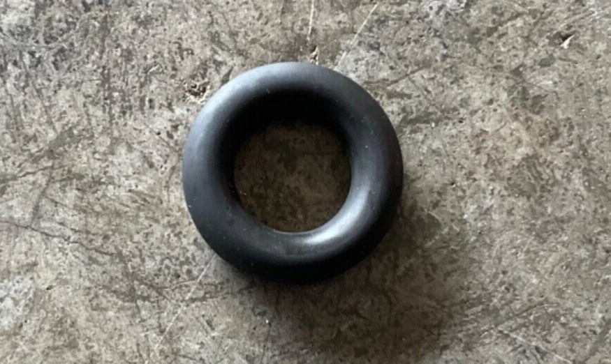 New Front Cover O-Ring For Ford E350 E450 F250 Super Duty Excursion 6.0L W301767 - Image 1 of 1